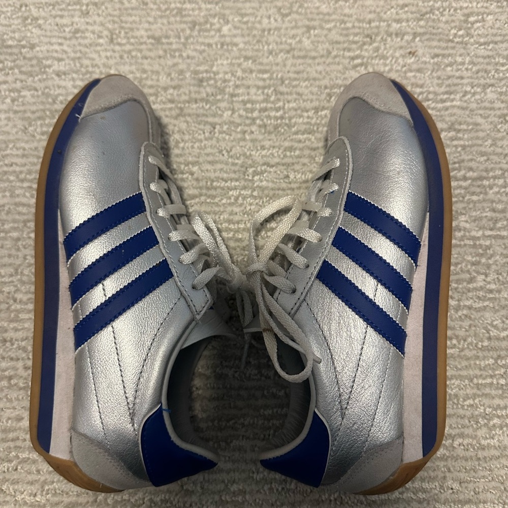 Adidas Originals silver and blue country trainers women’s size 6 men’s size 5 - Picture 4 of 10